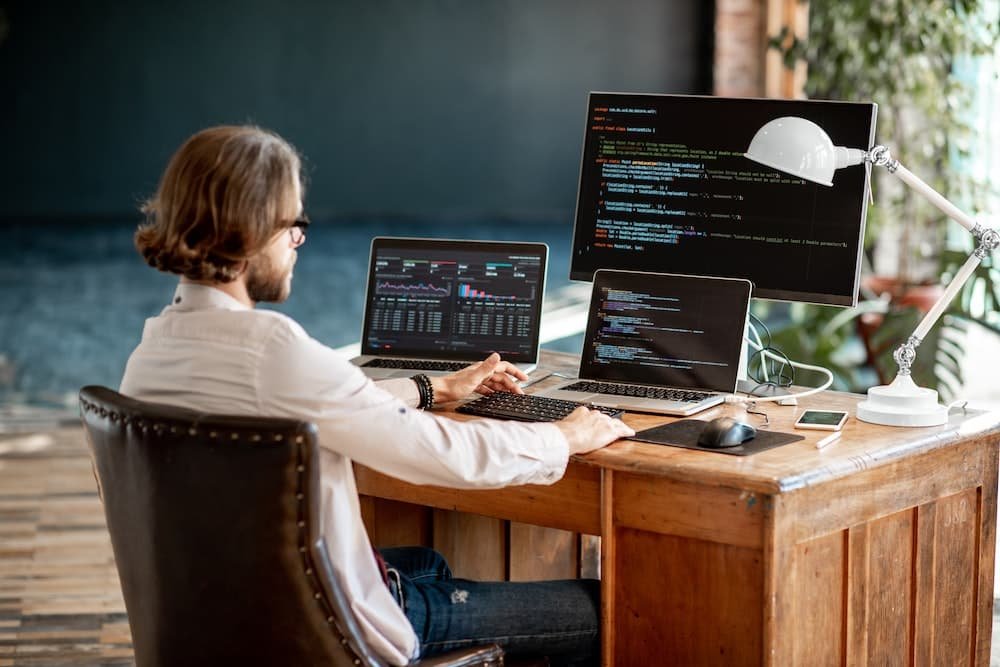Hébergeur web VPS : comment le programmer ? - Mirai Lefilm